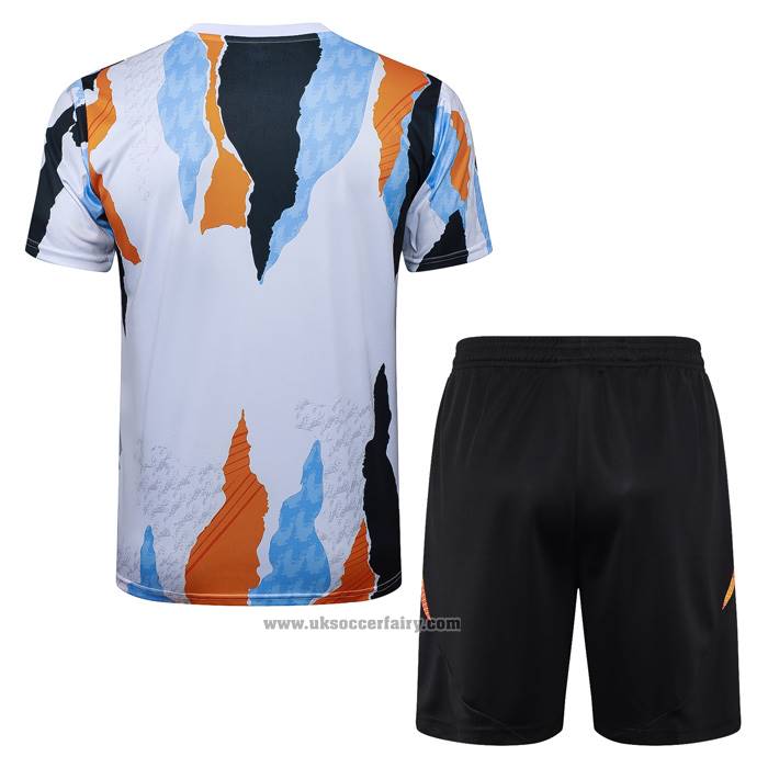 Tracksuit Real Madrid Short Sleeve 2024-2025 White and Yellow - Shorts